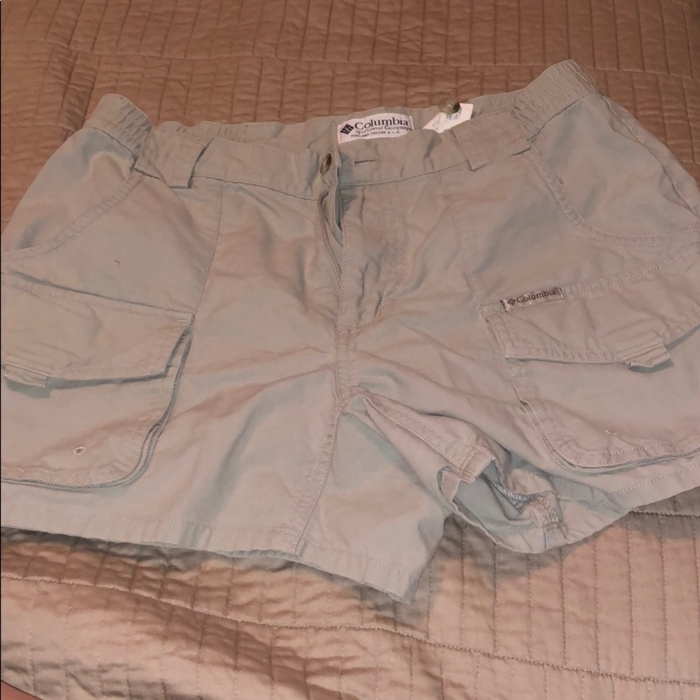 Women’s Columbia shorts.